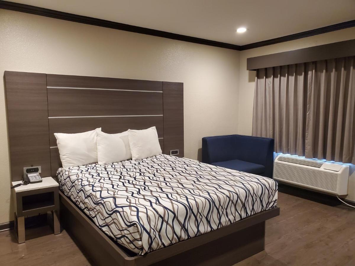 Oak Park Motel 3*