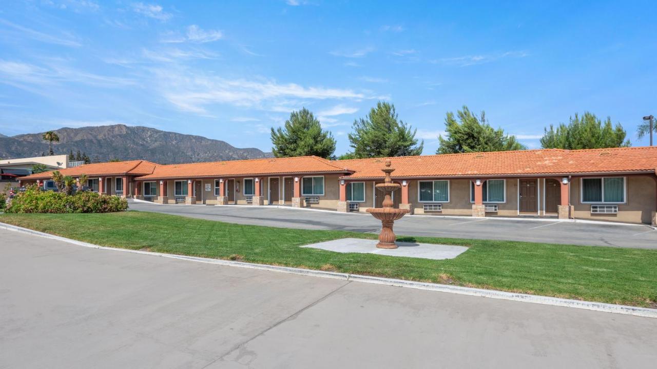 Oak Park 3* Monrovia
